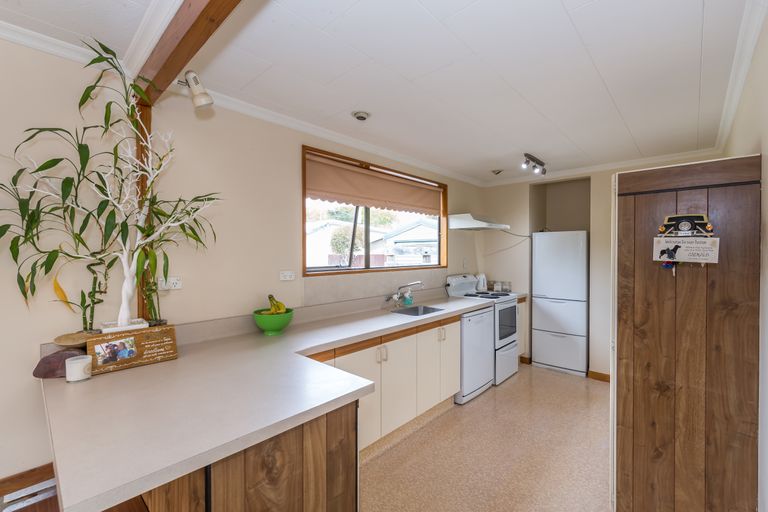 Photo of property in 5 Ourbridge Street, Kainga, Christchurch, 8083