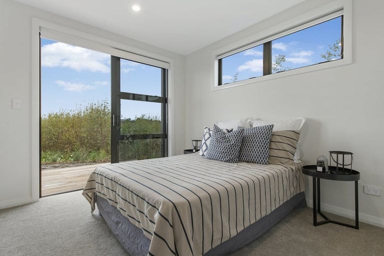 Photo of property in 5 Blenheim Place, Judea, 3110