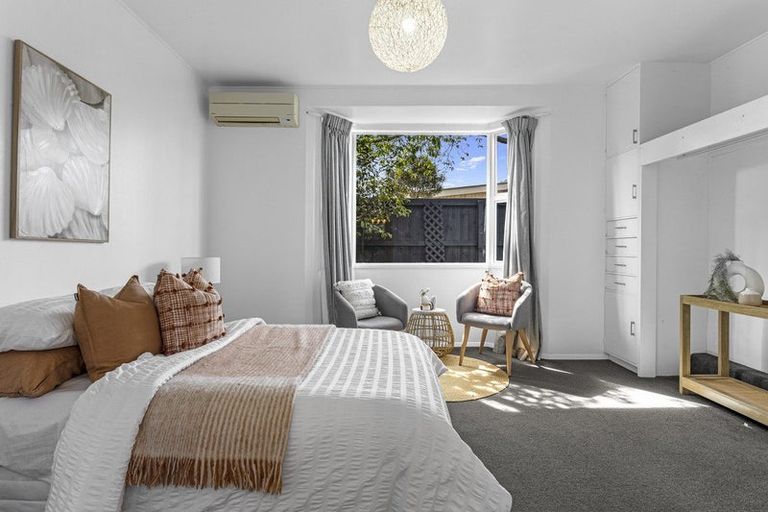 Photo of property in 5 Badger Street, Parklands, Christchurch, 8083