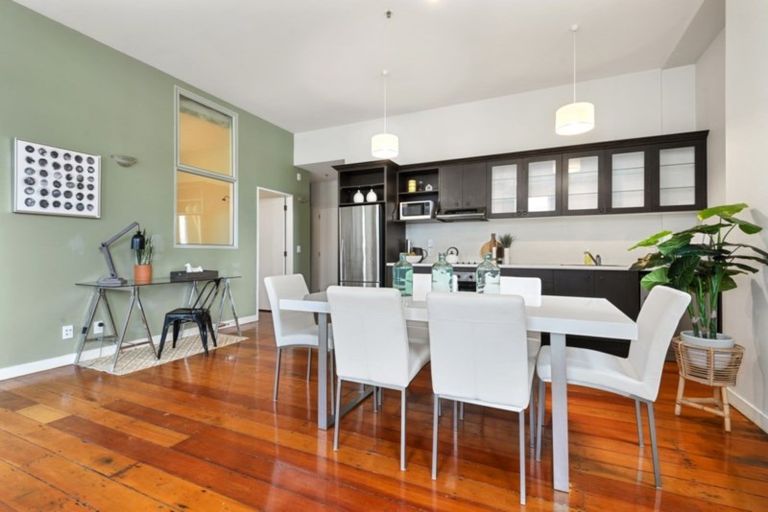 Photo of property in 28a Hanson Street, Mount Cook, Wellington, 6021