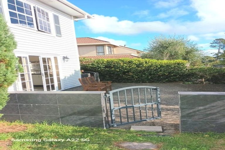 Photo of property in 2/14 Walter Street, Hauraki, Auckland, 0622