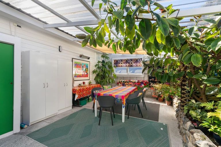 Photo of property in 136 The Parade, Paekakariki, 5034