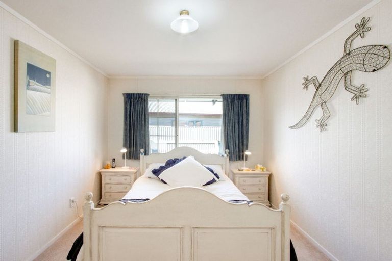 Photo of property in 405b Eastbourne Street East, Hastings, 4122