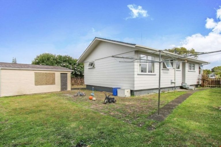 Photo of property in 21 Aarts Avenue, Manurewa, Auckland, 2102