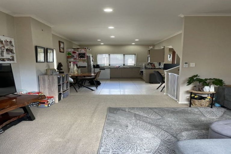 Photo of property in 3 Skip Lane, East Tamaki, Auckland, 2013