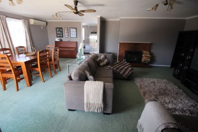 Photo of property in 13 Aotea Crescent, Tokoroa, 3420