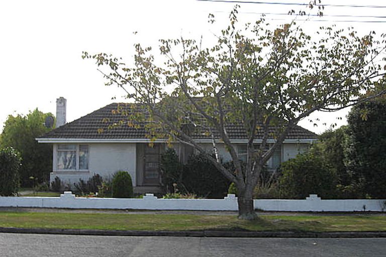 Photo of property in 21 Rugby Street, Waimate, 7924