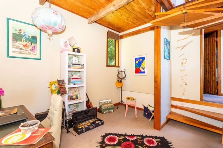 Photo of property in 189 Main Road, Allandale, Lyttelton, 8971