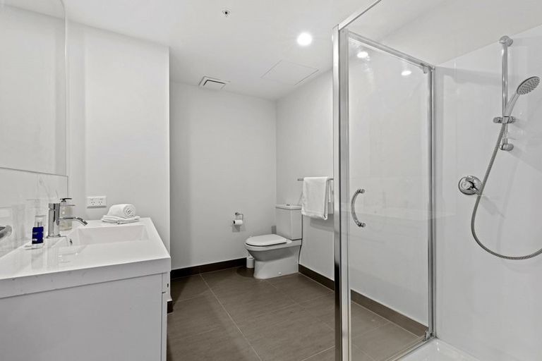 Photo of property in 407/25 Bute Road, Browns Bay, Auckland, 0630