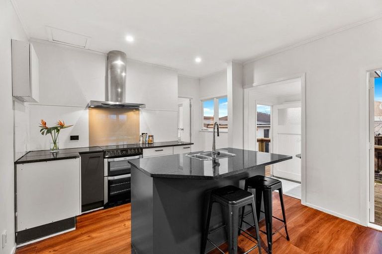 Photo of property in 1/1 Freyberg Avenue, Papatoetoe, Auckland, 2025