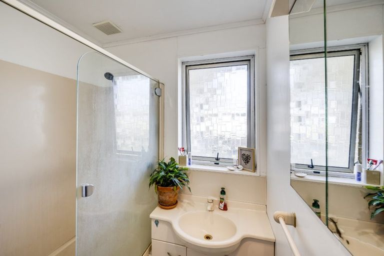 Photo of property in 8 Lyttelton Crescent, Tamatea, Napier, 4112