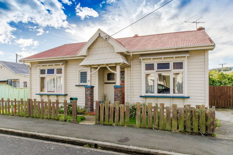Photo of property in 36 Bathgate Street, South Dunedin, Dunedin, 9012