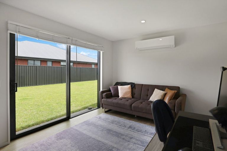 Photo of property in 10 Roxburgh Place, Tinwald, Ashburton, 7700