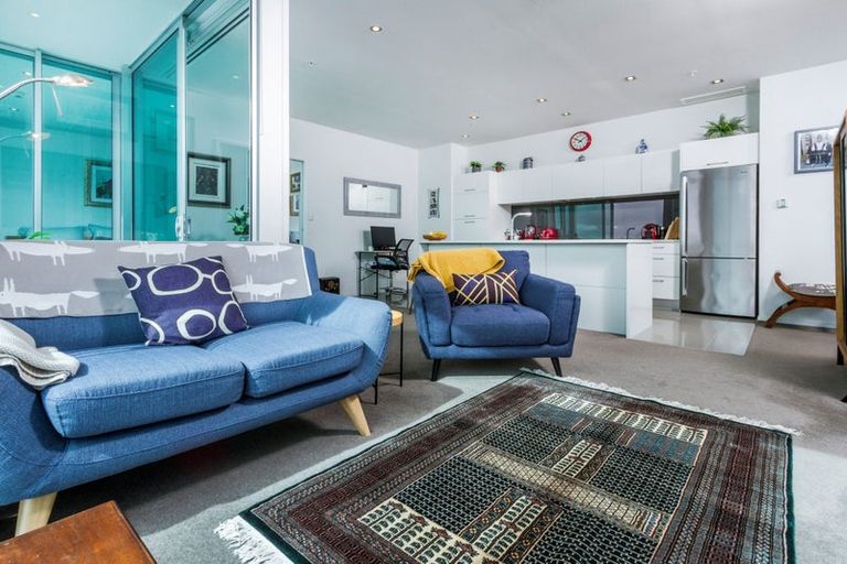 Photo of property in Sentinel Apartments, 1705/3 Northcroft Street, Takapuna, Auckland, 0622