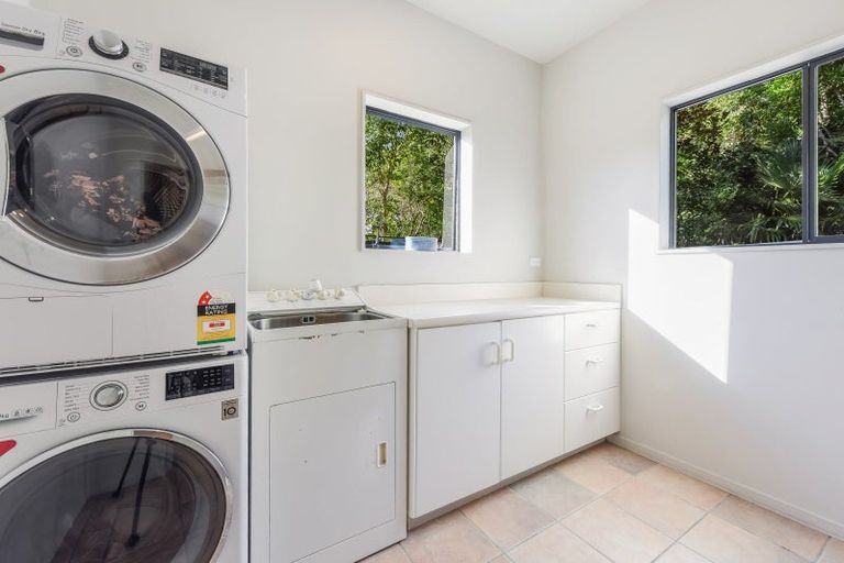 Photo of property in 5 Milton Terrace, Picton, 7220