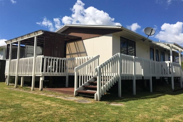 Photo of property in 1/6 Valdale Road, Henderson, Auckland, 0610