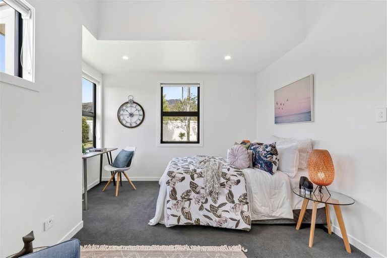 Photo of property in 1 Lansdowne Street, Clifton, Takaka, 7183