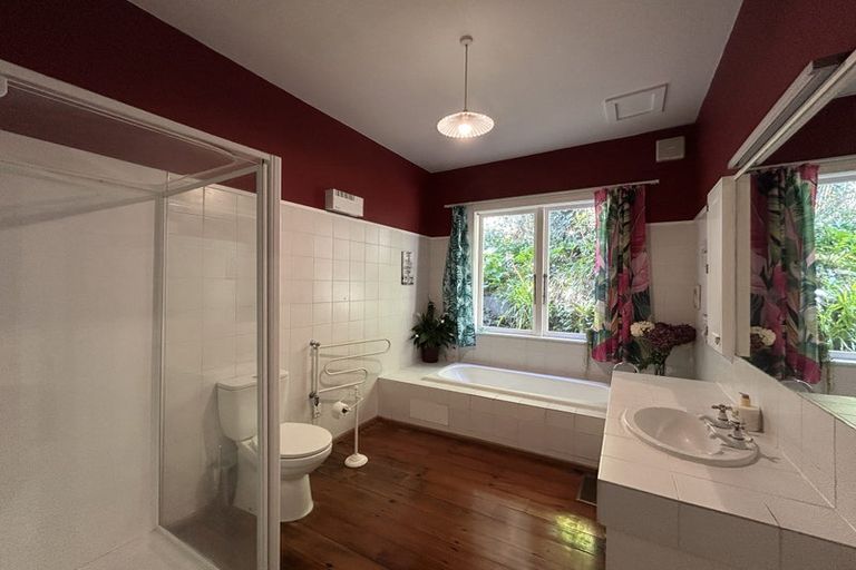 Photo of property in 2/1 Wilkinson Street, Oriental Bay, Wellington, 6011