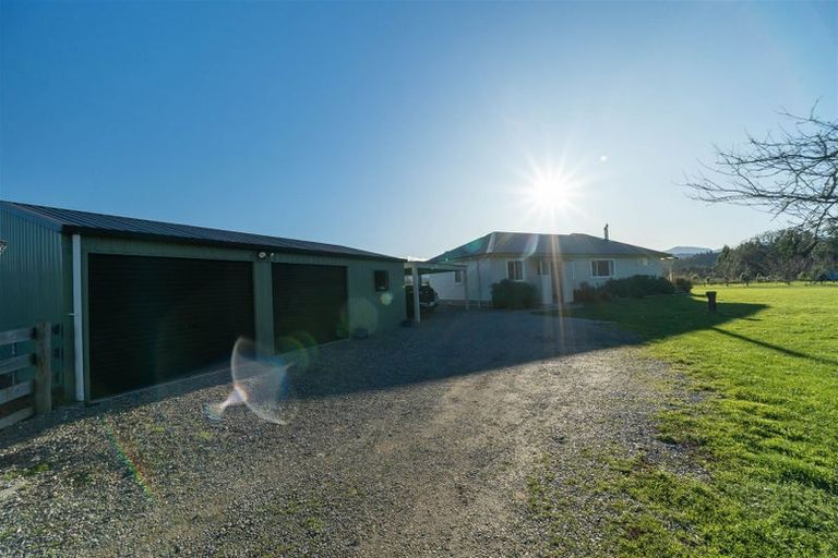 Photo of property in 82 Thorn Road, Dovedale, Wakefield, 7096