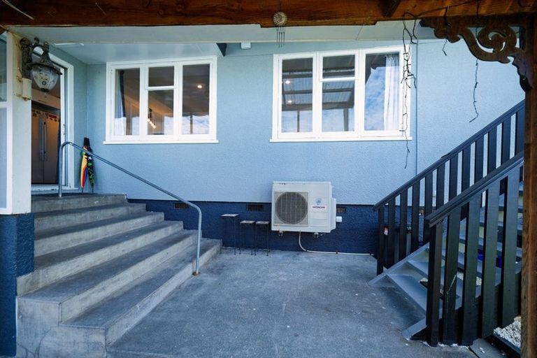 Photo of property in 73 Churchill Street, Kaikoura, 7300