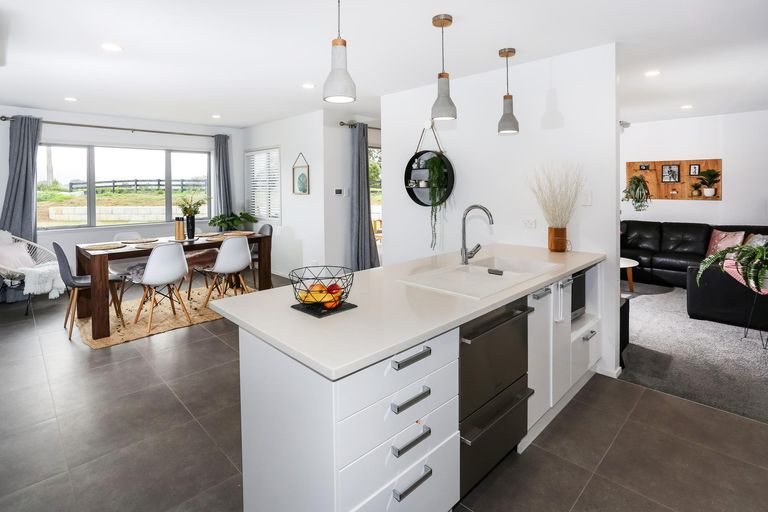 Photo of property in 62 Pioneer Road, Pokeno, 2471