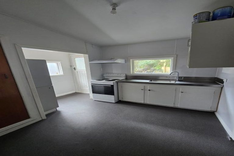 Photo of property in 142 Aro Street, Aro Valley, Wellington, 6021