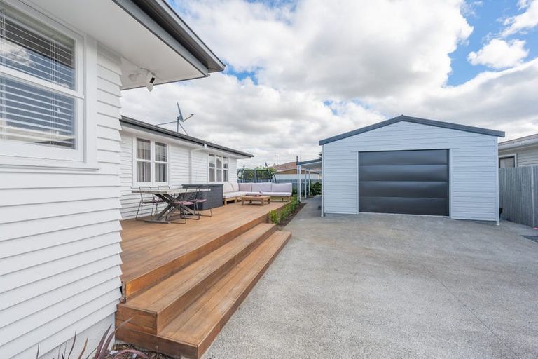 Photo of property in 6 Corbett Place, Onekawa, Napier, 4110