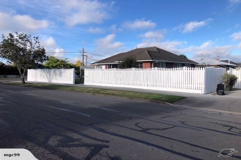 Photo of property in 70 Deepdale Street, Burnside, Christchurch, 8053