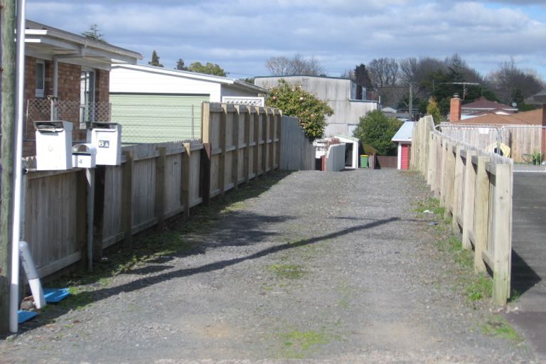 Photo of property in 1/6 Campbell Place, Papakura, 2110