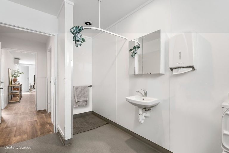 Photo of property in 2a Fern Way, Brookfield, Tauranga, 3110