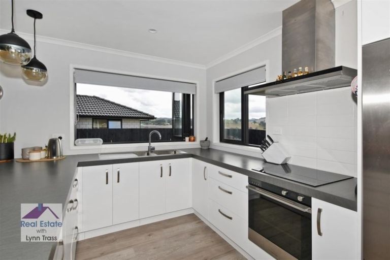 Photo of property in 16 Wairau Drive, Tikipunga, Whangarei, 0112