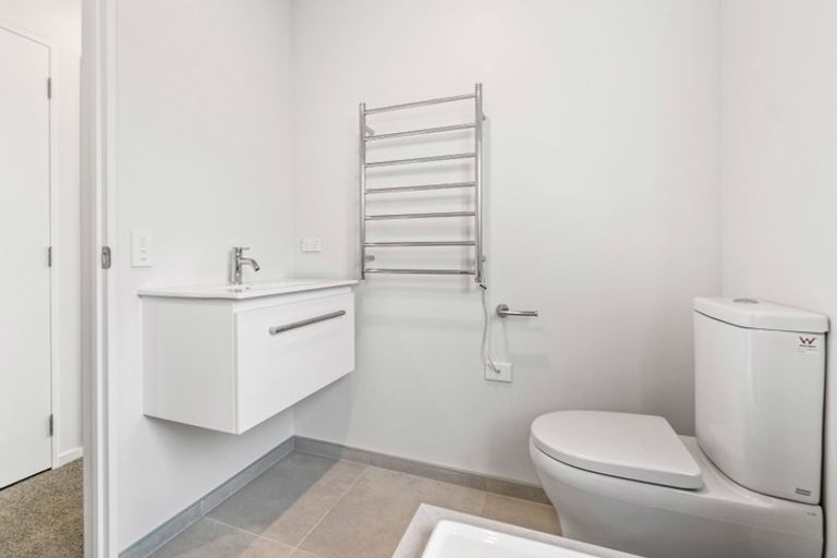 Photo of property in 3/21 Quinns Road, Shirley, Christchurch, 8013