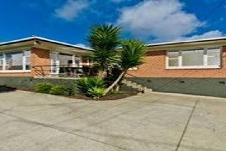 Photo of property in 53 Ranui Avenue, Ranui, Auckland, 0612
