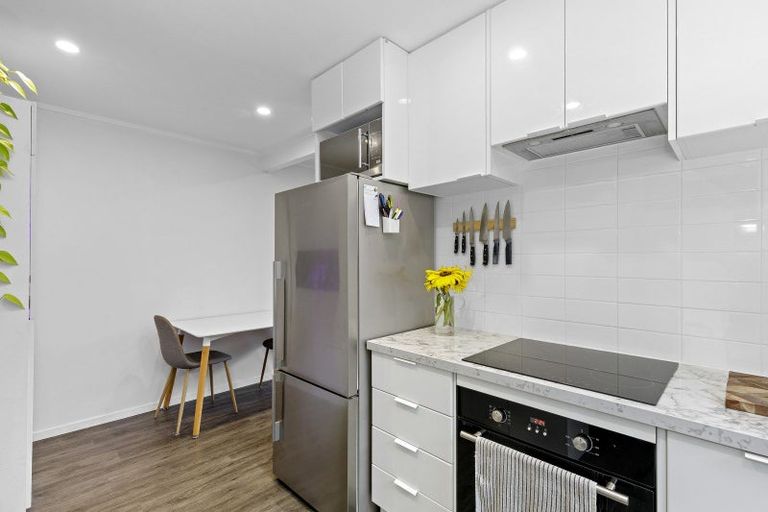 Photo of property in 18a Kingsley Street, Stokes Valley, Lower Hutt, 5019