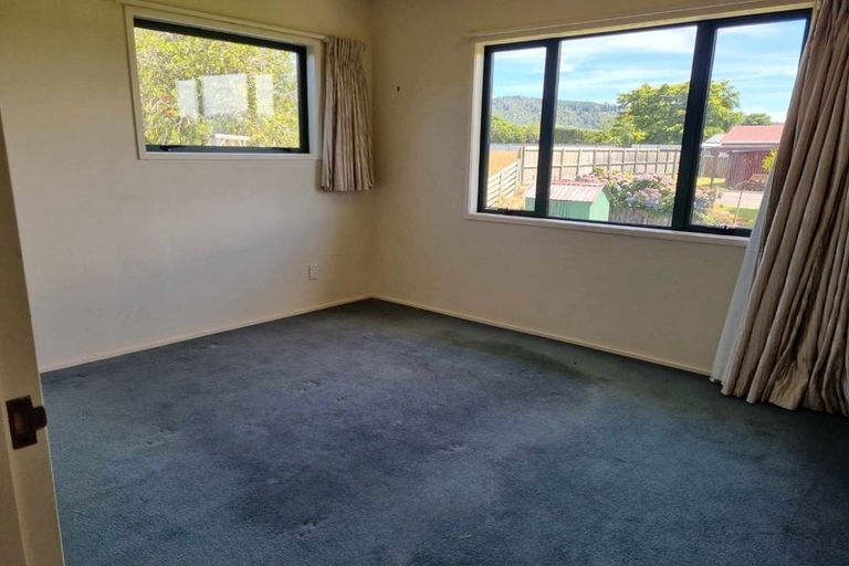 Photo of property in 19a Porikapa Road, Owhata, Rotorua, 3010