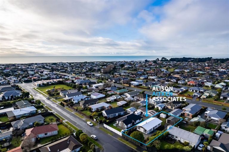 Photo of property in 23 Endeavour Street, North New Brighton, Christchurch, 8083