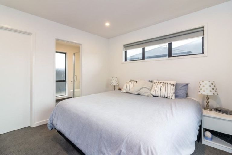 Photo of property in 25 William Nicholls Drive, Belfast, Christchurch, 8051