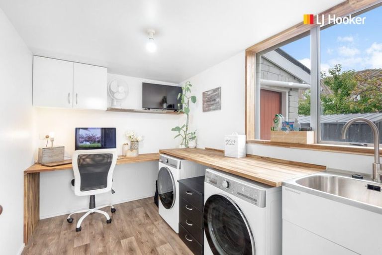 Photo of property in 1 Mure Street, Mosgiel, 9024