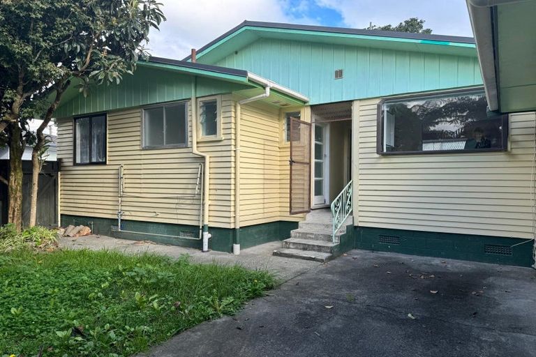 Photo of property in 11a Woodvale Road, Glen Eden, Auckland, 0602