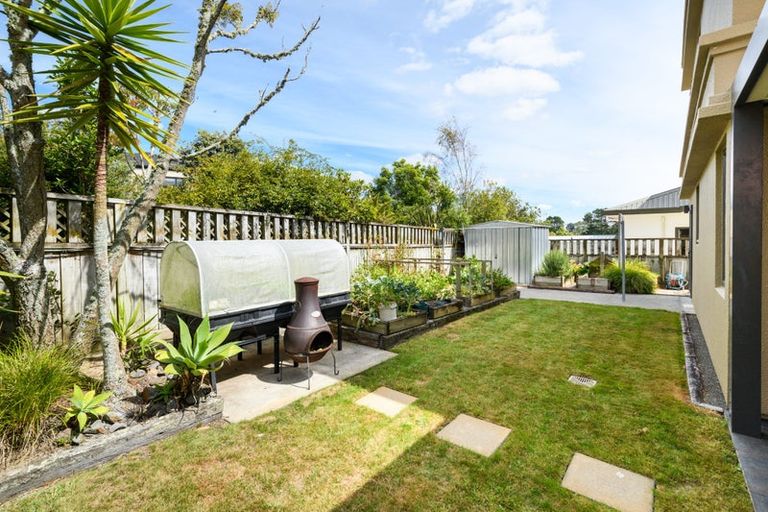 Photo of property in 4 The Strand, Fitzherbert, Palmerston North, 4410