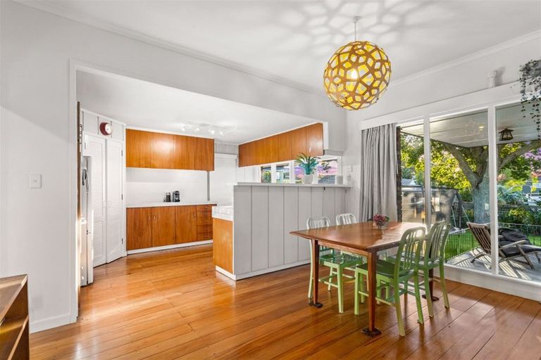 Photo of property in 68b Te Atatu Road, Te Atatu South, Auckland, 0610