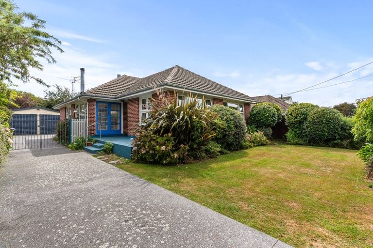 Photo of property in 10 Haslett Place, Upper Riccarton, Christchurch, 8041