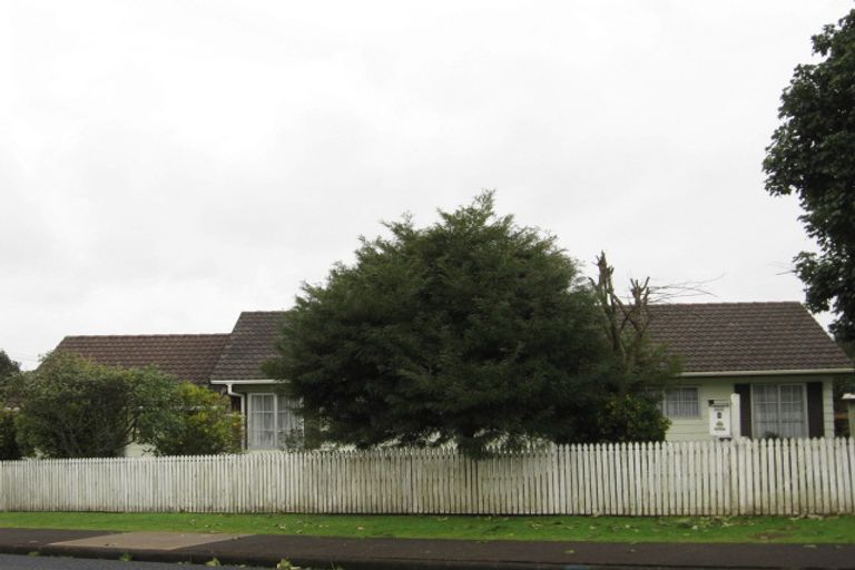 Photo of property in 2 Mack Place, Red Hill, Papakura, 2110