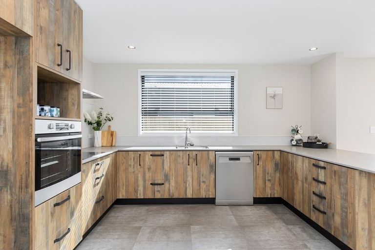 Photo of property in 90 Franks Way, Papamoa Beach, Papamoa, 3118