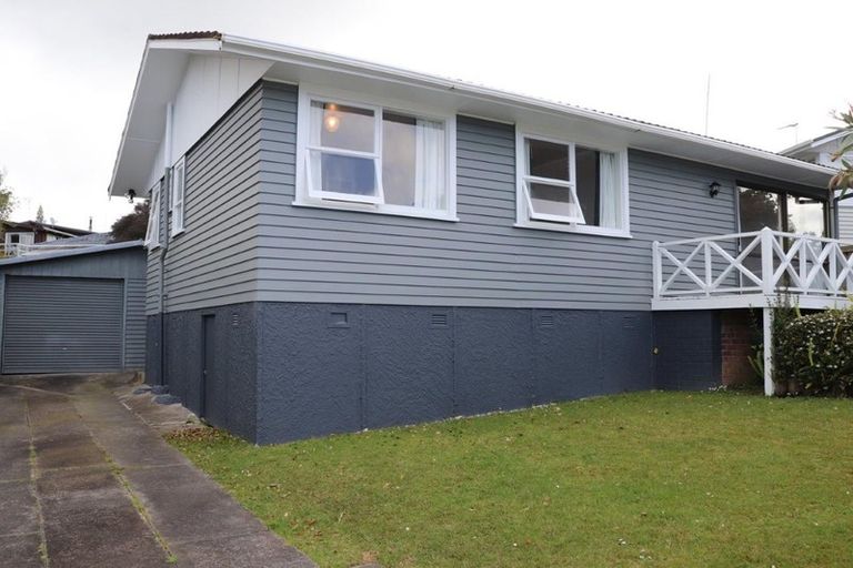 Photo of property in 103 Weldene Avenue, Glenfield, Auckland, 0629