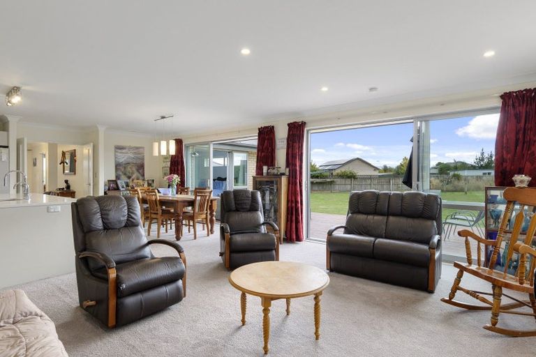 Photo of property in 2 Mchugh Crescent, Darfield, 7510