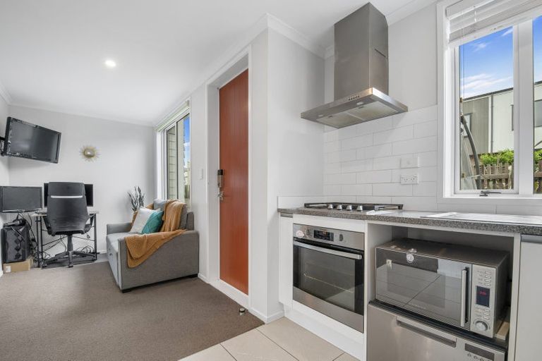 Photo of property in 35 Saltmarsh Road, Hobsonville, Auckland, 0616