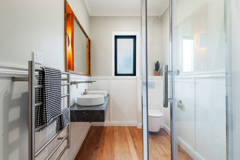 Photo of property in 1/45 Rangitoto Terrace, Milford, Auckland, 0620