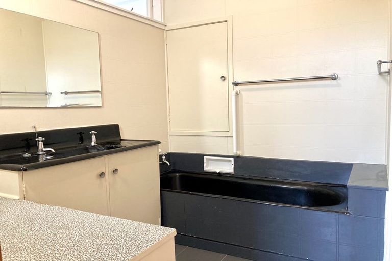 Photo of property in 166 Trigg Road, Kumeu, 0891