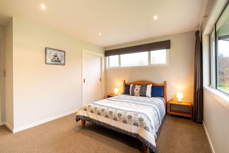 Photo of property in 43 Tauroa Valley Road, Havelock North, 4130